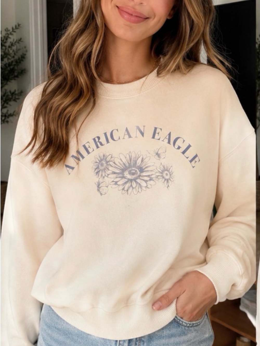 American Eagle Cream Floral Graphic Crewneck Sweatshirt XS Cottagecore Cozy